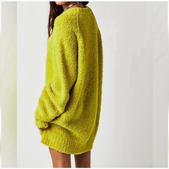 NWT FREE PEOPLE Teddy Tender Shoots Sweater Tunic In Lime Sz M Oversized - Picture 1 of 10